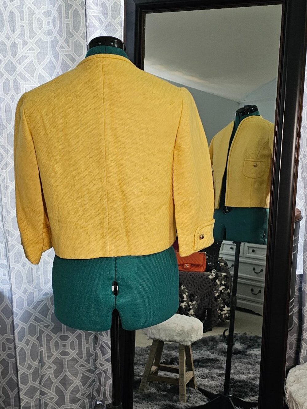Vintage Late‑1950s/Early‑1960s Custom‑Tailored Yellow Jacket – Boutique - Picture 3 of 6